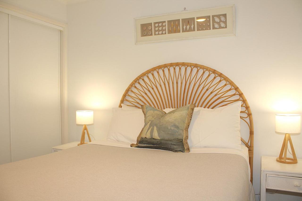 Cossies By The Sea Apart otel Byron Bay Dış mekan fotoğraf